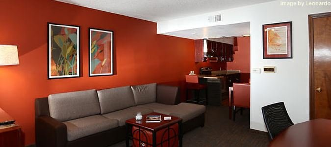 Фото SenS Suites Livermore, SureStay Collection by Best Western