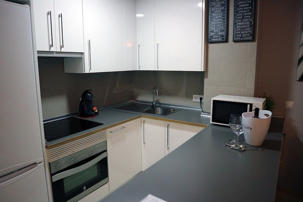 Фото Apartamentos Castillo