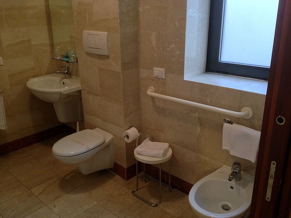 Фото Hotel Floris