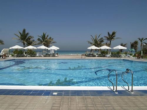 Гостиница Umm Al Quwain Beach Hotel в Умм-эль-Кайвайне