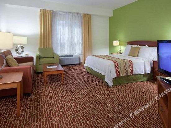 Фото TownePlace Suites by Marriott Orlando East/UCF Area