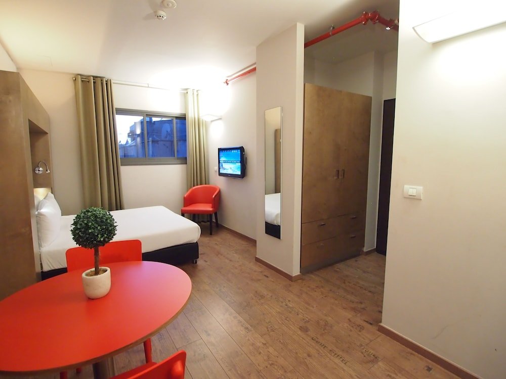 Фото Ben Yehuda Apartments