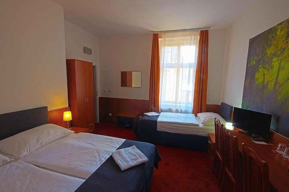 Фото Zlata Vaha Hotel