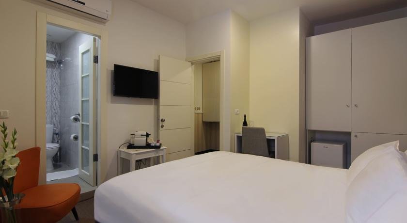 Фото Idelson Hotel