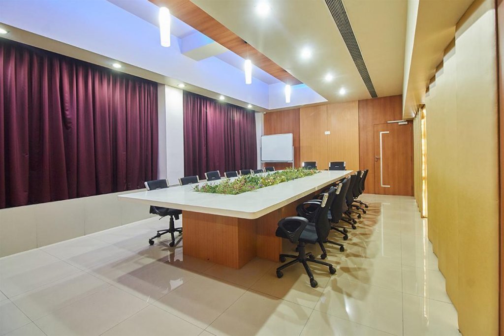 Фото Devanshi Inn