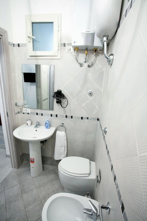 Фото Toledo Hotel