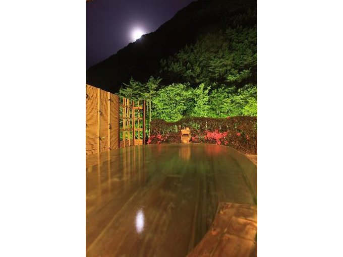 Фото Nishiyama Onsen Keiunkan