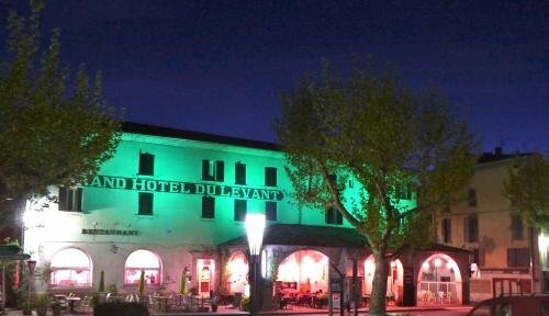 Гостиница Hôtel du Levant в Кастеллане