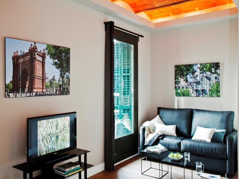 Фото AinB Eixample Miró