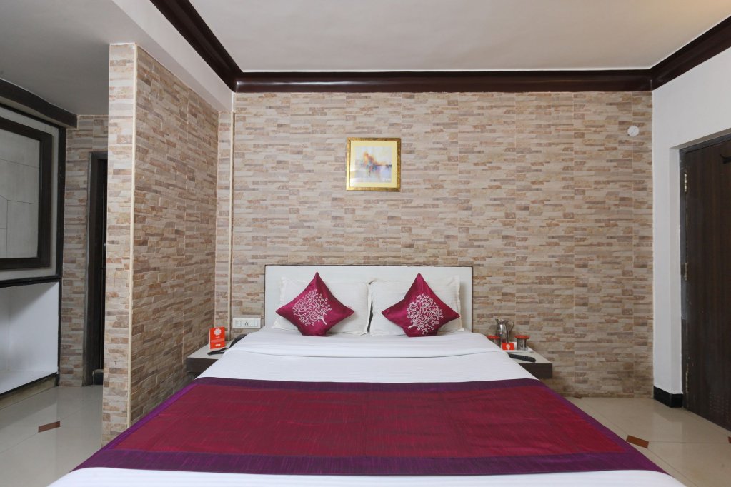 Фото Oyo 8736 Hotel Pratham International