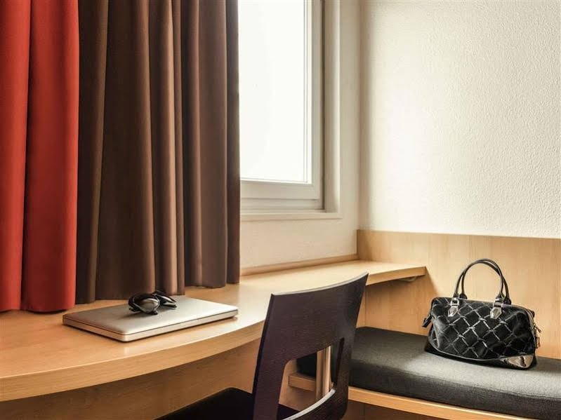 Фото ibis Париж Порт-де-Багноле