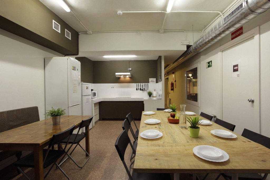 Фото Hostel Arc House Gracia