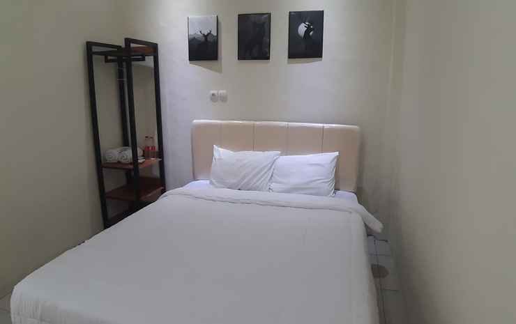 Фото Oyo 90299 Corner Guest House