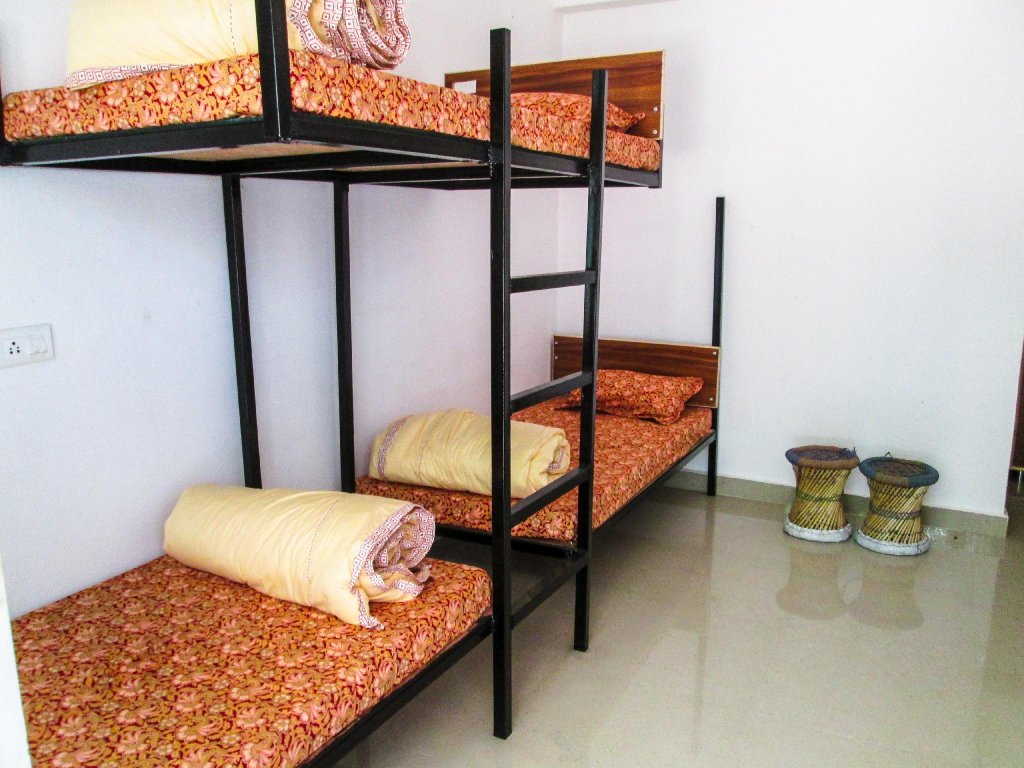 Фото Hipostel Bir - Hostel