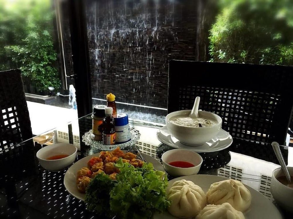 Фото The One Boutique Hotel