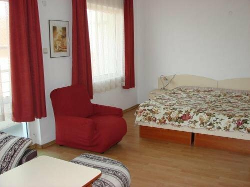 Гостиница Family Hotel Prodanovi в Созополе