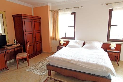 Фото Hotel Villa Toscana