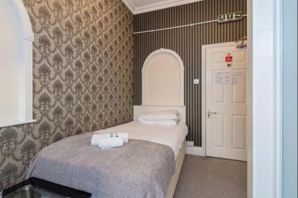 Фото Quayside Hotel & Bar