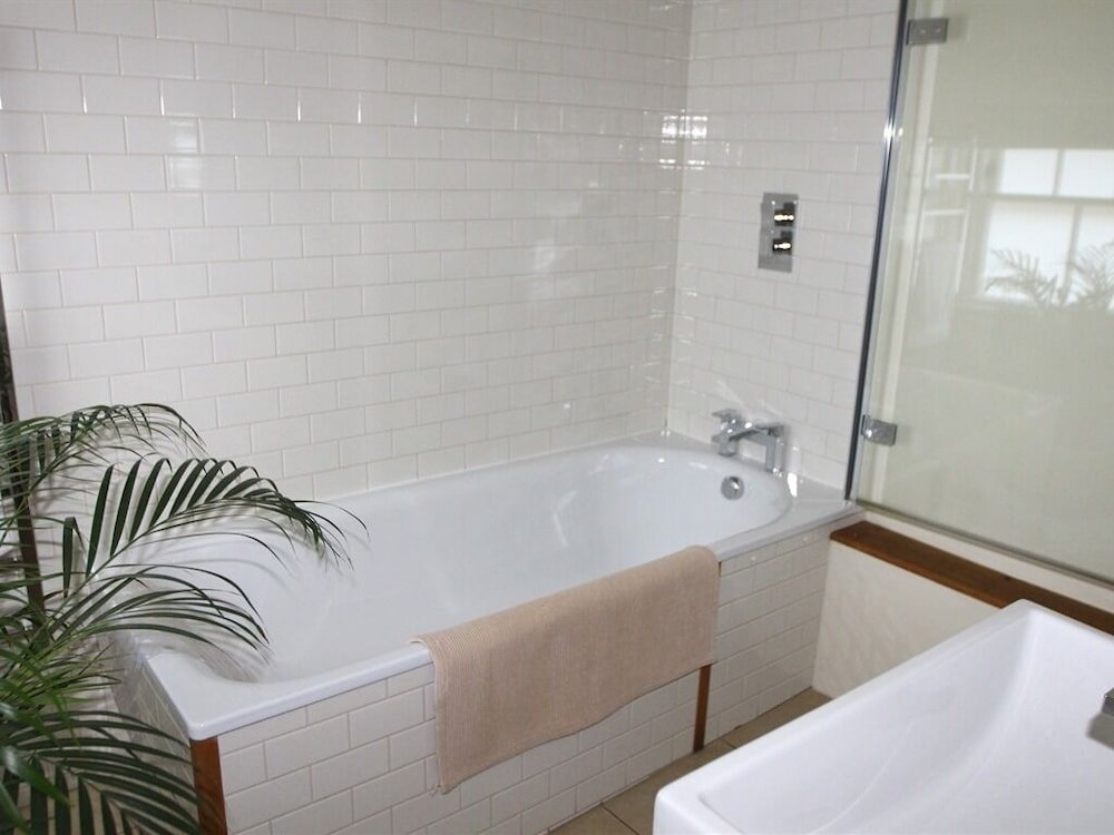 Фото Little Dane Court