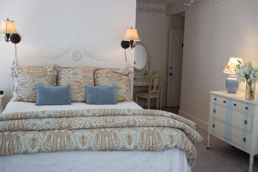 Фото Admiral Fitzroy Inn