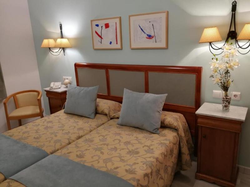 Фото Hotel Maestre