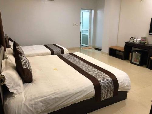 Фото Song Hong View Hotel