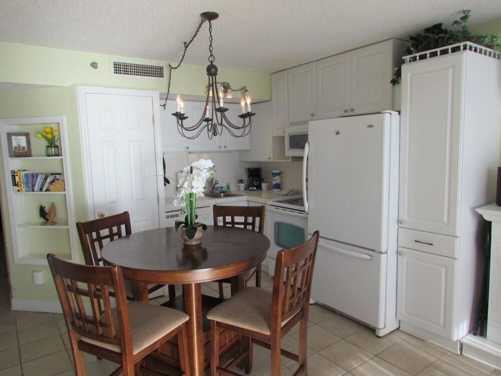 Фото Ocean Forest 1610- Ocean Front