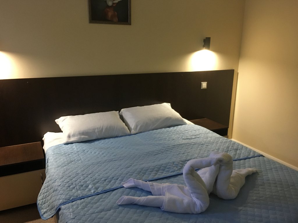 Фото Полуостров