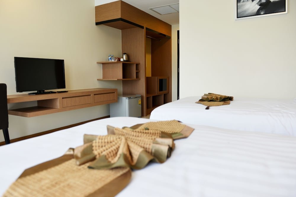 Фото Picnic Hotel Bangkok - Rang Nam