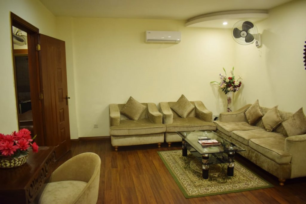 Фото Grand Millennium Hotel