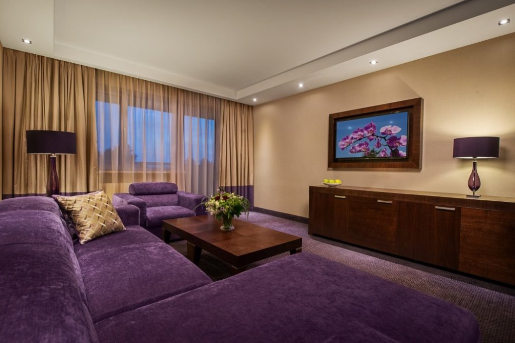 Фото Hotel Warszawianka