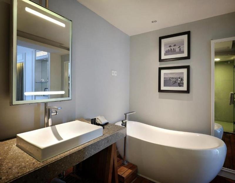 Фото The Kuta Beach Heritage Hotel Bali - Managed by AccorHotels