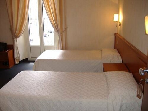 Внешний вид отеля Cuneo Hotel в Кунео, фото 3