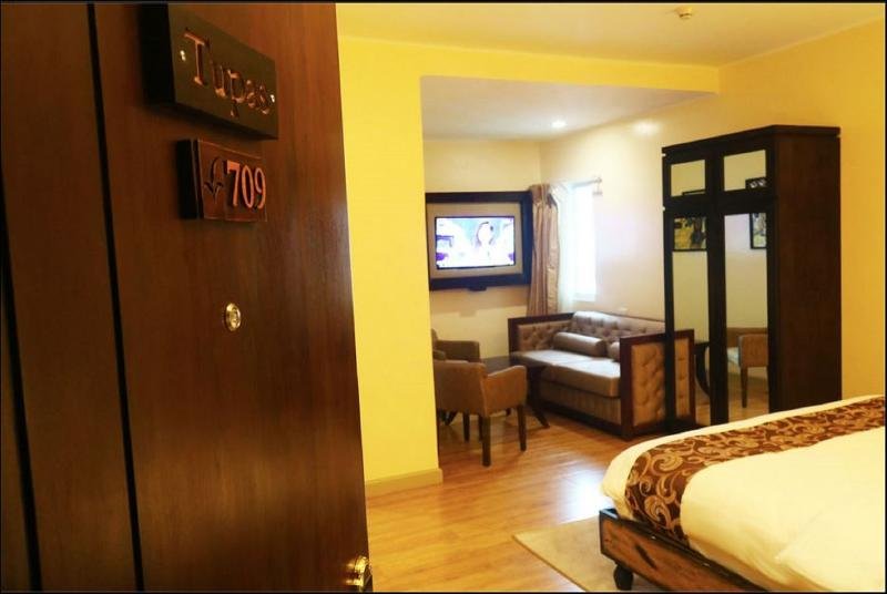 Фото Palm Grass Hotel