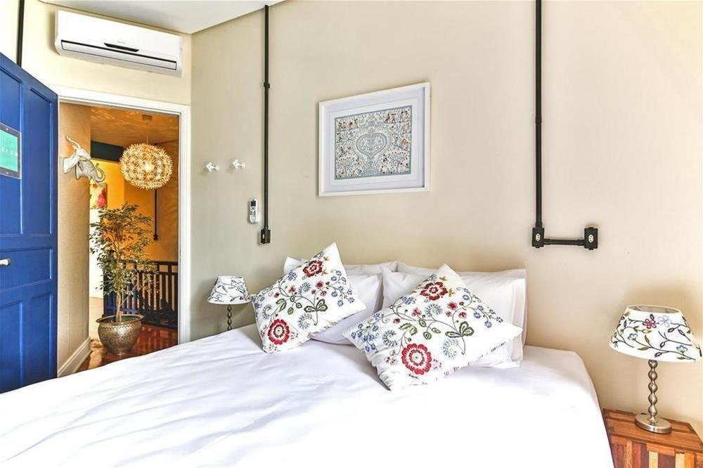 Фото Hostel California Cafe Bar