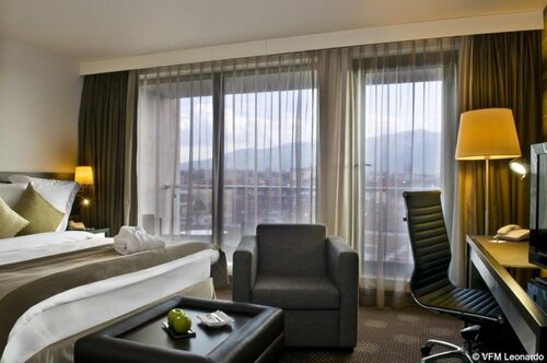 Внешний вид отеля InterContinental Sofia, an Ihg Hotel в Софии, фото 3