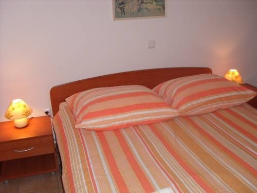 Фото Villa Elly Apartments