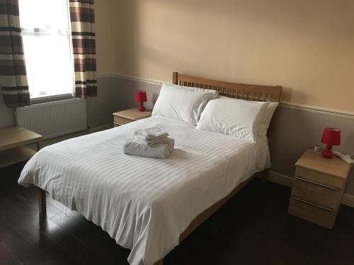 Фото Travelodge London Bethnel Green