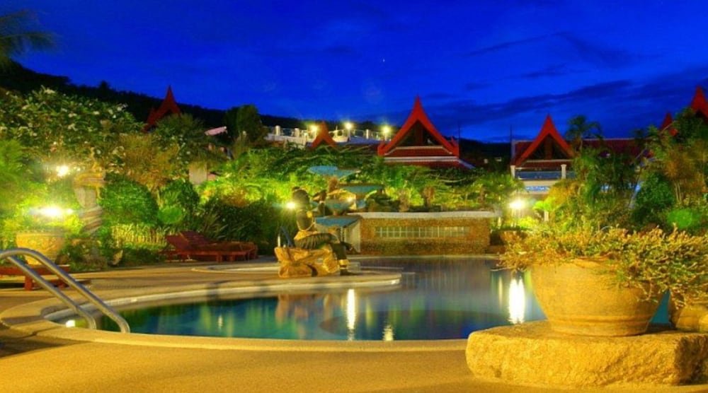 Фото отеля 2