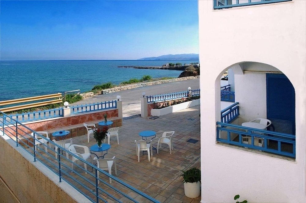 Фото Elalia Apartments