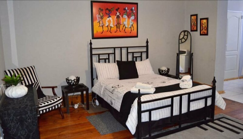 Гостиница Sondela Bed and Breakfast