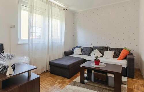 Гостиница Nice Home in Pula With Wifi and 1 Bedrooms в Пуле