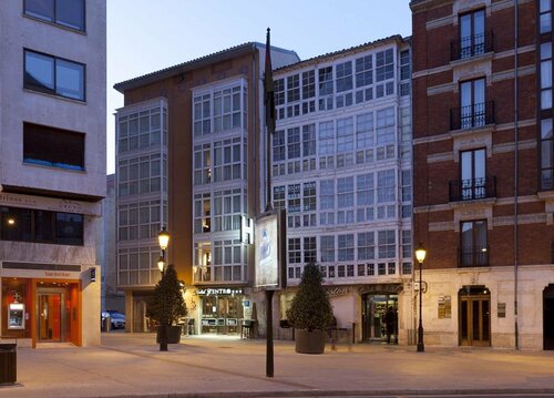 Внешний вид отеля Hotel Centro Los Braseros в Бургосе, фото 1