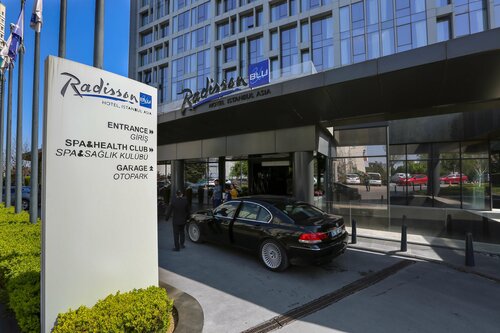 Гостиница Radisson Blu Hotel Istanbul Asia в Аташехире