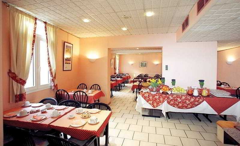 Фото Bristol Hôtel Avignon