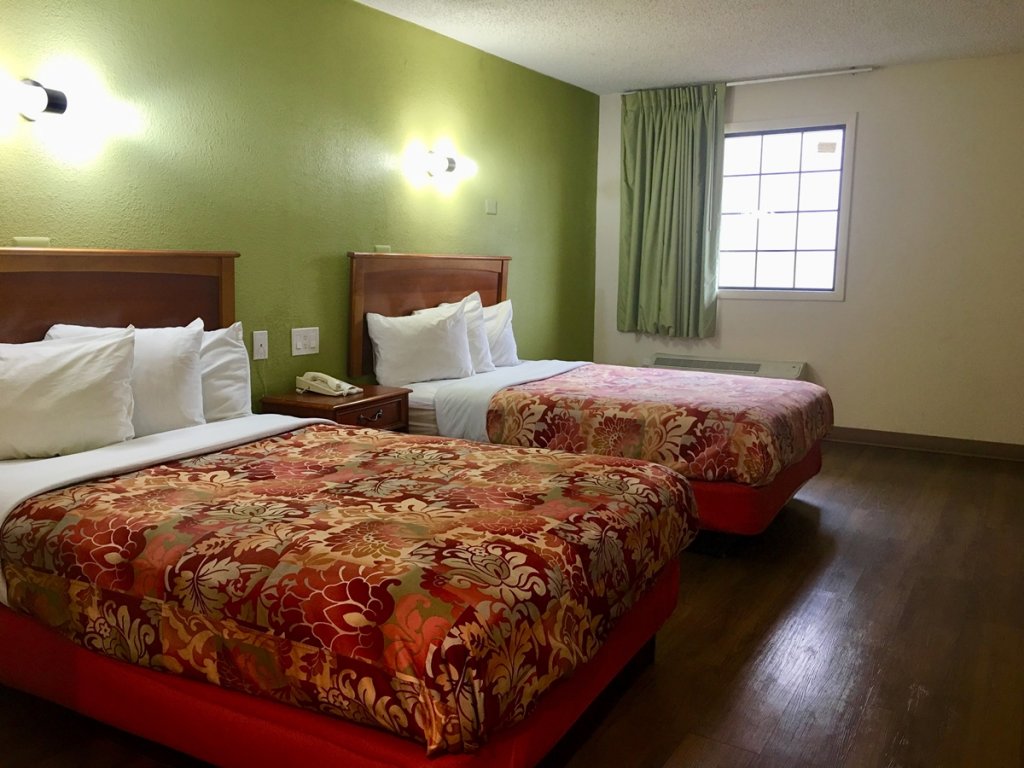 Фото отеля 3