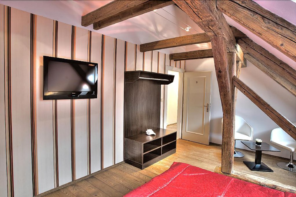 Фото Hotel Peregrin