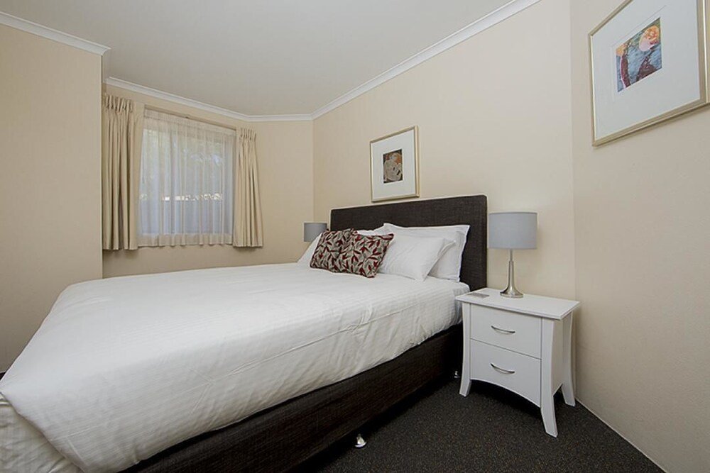 Фото Accommodate Canberra - Kingston Court