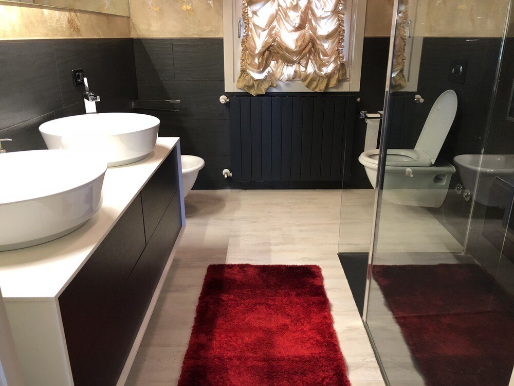 Фото Amazing Villa Sound of the Lake