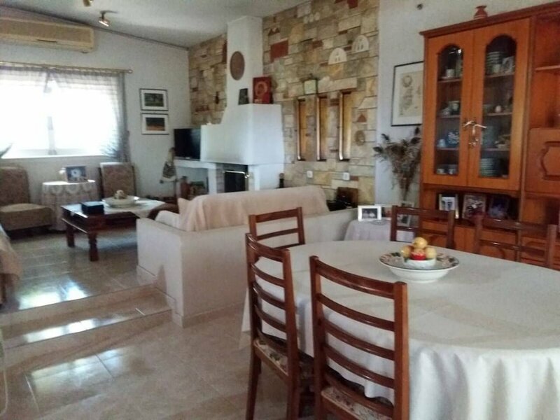 Жильё посуточно Country Cottage in Kardiakafti, Peloponnese